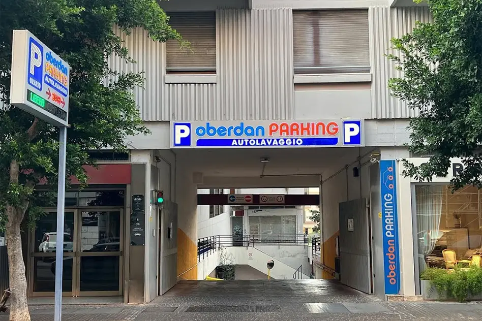 parcheggio convenzionato oberdan bnb imbriani lecce